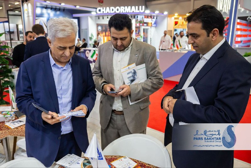 گزارش تصویری از آخرین روز غرفه “صنایع معدنی و فولادی گروه صنعتی پارس ساختار”  در هشتمین دوره نمايشگاه متال اکسپو استانبول ۲۰۲۶ با حضور مهندس اباذر رئیس هیئت عامل گروه صنعتی پارس ساختار   💎شرکت های صنایع فولاد شهریار تبریز، ذوب نورد توانارام، معدنی فرنارام و بازرگانی آشنارام از شرکت های زیر مجموعه گروه صنعتی پارس ساختار از روز چهارشنبه ۲۵ شهریور ماه از ساعت ۱۰ الی ۱۸ در محل مرکز نمایشگاه های شهر استانبول ترکیه سالن پنج، میزبان بازدید کنندگان محترم بودند.