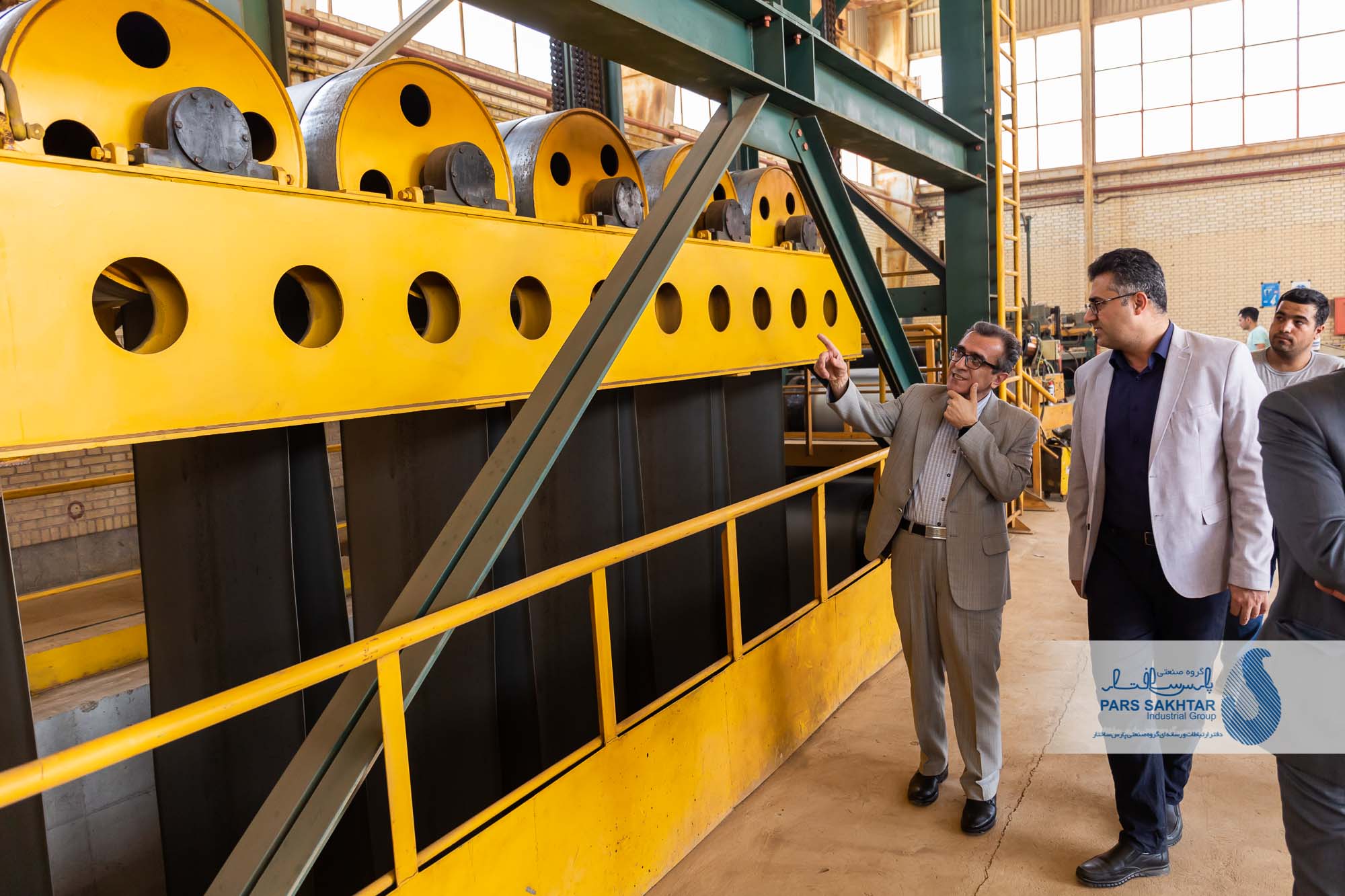 بازدید مدیران شرکت ورق گالوانیزه تاراز چهارمحال بختیاری از شرکت های گروه صنعتی پارس ساختار