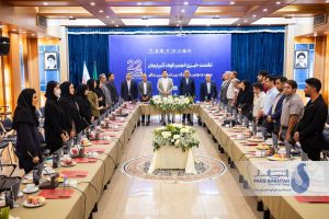 گزارش تصویری // نشست خبری دکتر نواده اباذر مدیر ارشد اجرایی گروه صنعتی پارس ساختار و رئیس انجمن فولاد آذربایجان در آستانه بیست و دومین دوره نمایشگاه بین المللی تبریز متافو در سالن آمفی تئاتر هتل گسترش