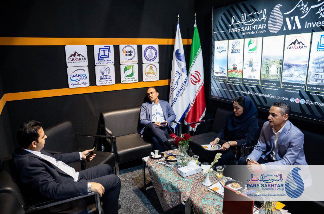 گزارش تصویری از نخستین روز حضور “صنایع معدنی و فولادی گروه صنعتی پارس ساختار”  در نمايشگاه تبریزمتافو ۱۴۰۴