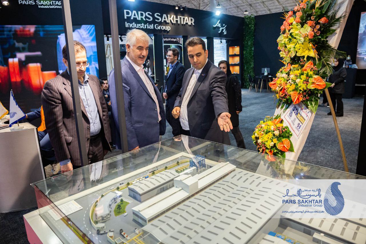 گزارش تصویری// دومین روز حضور “صنایع معدنی و فولادی گروه صنعتی پارس ساختار”  در نمايشگاه تبریزمتافو با حضور مهندس اباذر رئیس هیئت عامل گروه صنعتی پارس ساختار