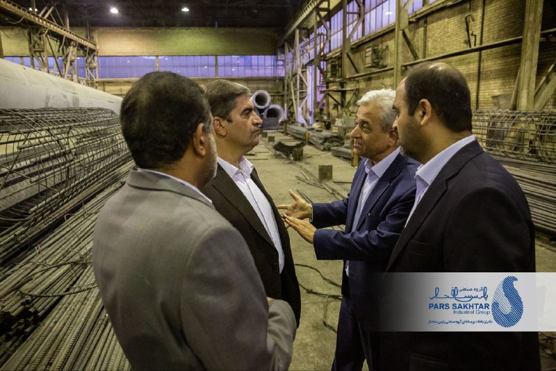 گزارش تصویری//بازدید جمعی از نمایندگان مجلس شورای اسلامی و عضو کمیسیون صنایع و معادن از شرکت های پارس ساختار و فولاد شهریار تبریز با حضور مهندس اباذر رئیس هیئت عامل گروه صنعتی پارس ساختار