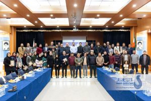 گزارش تصویری از مراسم اهدای جوایز نفرات برتر دومین دوره مسابقات ورزشی کارکنان گروه صنعتی پارس ساختار با حضور دکتر نواده اباذر مدیر ارشد اجرایی گروه صنعتی پارس ساختار /سری دوم