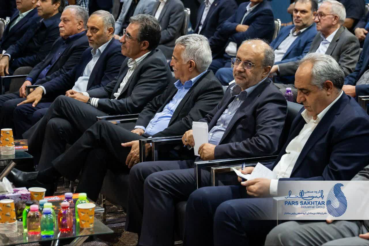 بیست و سومین نمایشگاه متالورژی تبریزمتافو به همت انجمن فولاد آذربایجان با حضور مشاور اقتصادی رئیس جمهور،استاندار آذربایجان شرقی،رئیس اتاق بازرگانی تبریز، معاون وزیر صنعت،معدن و تجارت در محل دائمی نمایشگاه های بین المللی تبریز آغاز به کار کرد.   @parssakhtar